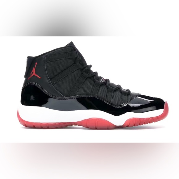 Jordan 11 Retro
Playoffs Bred (2019) Size 12 (US) - Picture 1 of 5